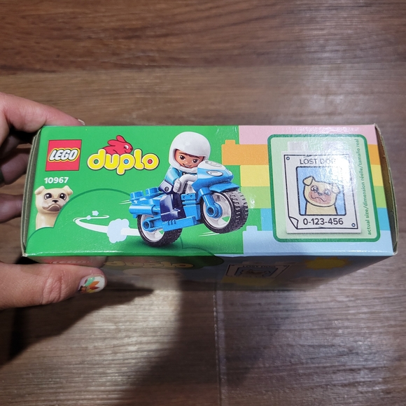 LEGO DUPLO Police Motorcycle Set - Ages 2+ NWT - Picture 3 of 5